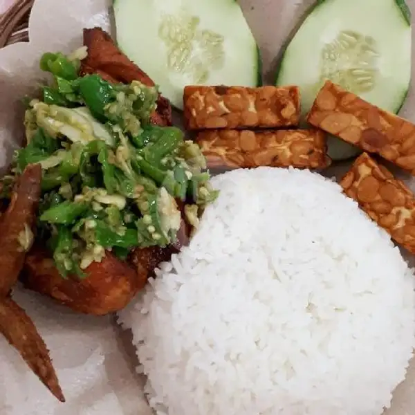 Paket Ayam Cabe Ijo Dengan Nasi | Marina Park GOKU Cabe Ijo, Marina Park