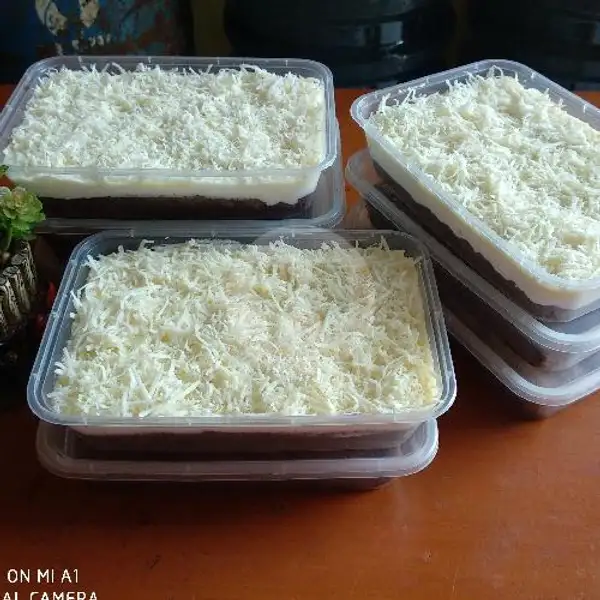 Brownies Lumer Durian Toping Keju | Dessert Dhika, M Yamin