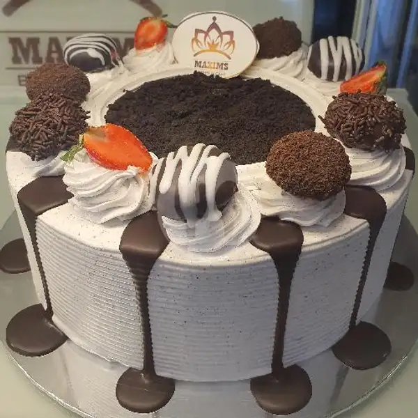 Cake Birthday 7 Inch Premium | Maxims Bakery & Cafe, Lubuk Baja