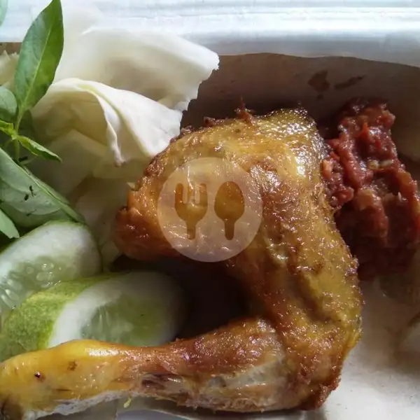 Ayam Paha Penyet ( Tempe Goreng+ Lalapan+sambal) | Kedai Mba Wati, Haji Nasir