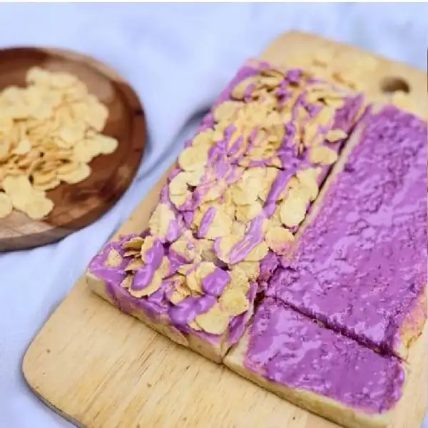 Taro Cornflakes | Roti Bakar Pertama, Gunung Lempuyang