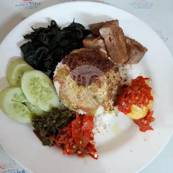 Nasi Telor Bulat Balado | Masakan Padang Family Saiyo, Batang