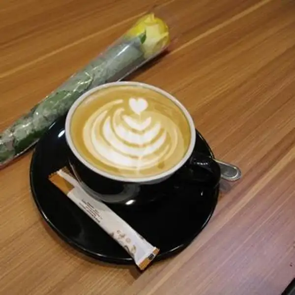 Hot Coffee Latte | Kopi Dari Hati Citayam, Jl. Raya Cipayung Lio Hek