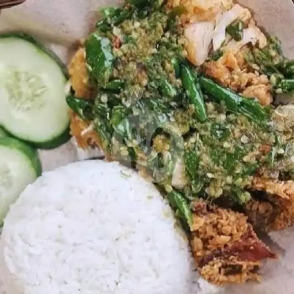 Ayam Geprek Sambel Ijo + Nasi | Warung Rizqy, Bangil