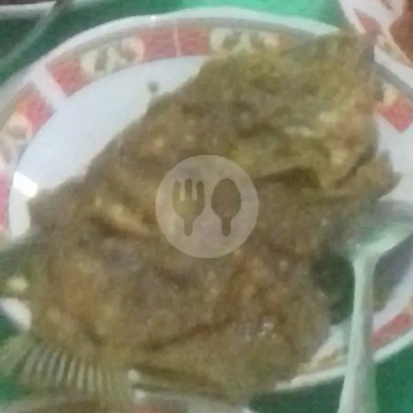 Gurami Saos Tiram | Cak Toge Seafood Dan Lalapan, Jl.pospat No.43b