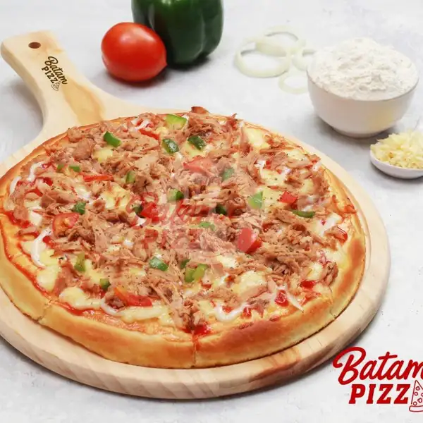 Tuna Pizza Premium Medium 24 cm | Burger Ramly / Batam Burger, Bengkong Cahaya Garden