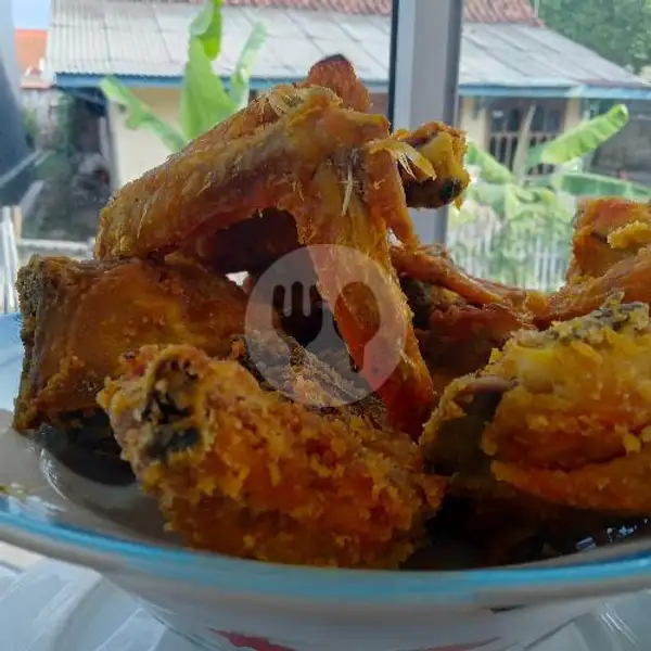 Ayam Goreng | RM. Padang Karimah, Cilacap Selatan
