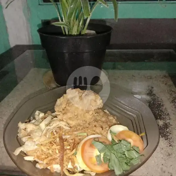 Nasi Goreng Ayam Crispy | Nasi Kuning Jamur dan Geprek Krispi Bu Penika, Pogung Kidul