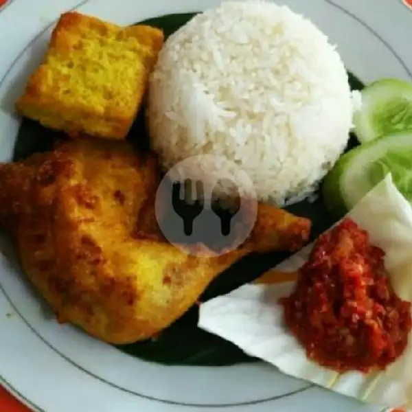 Paket Panas Tah | Pecel Ayam & Lele Uwa Nining, Rawajati Timur 3