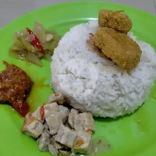 Nasi Campur Nugget | Warung Makan Sosro Sudarmo, Nongsa