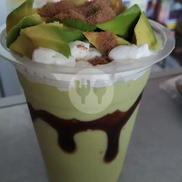 Avocado Spesial Milo With Ice Cream | Kedai Es Jus Mong Mong, Kebo Iwa Utara