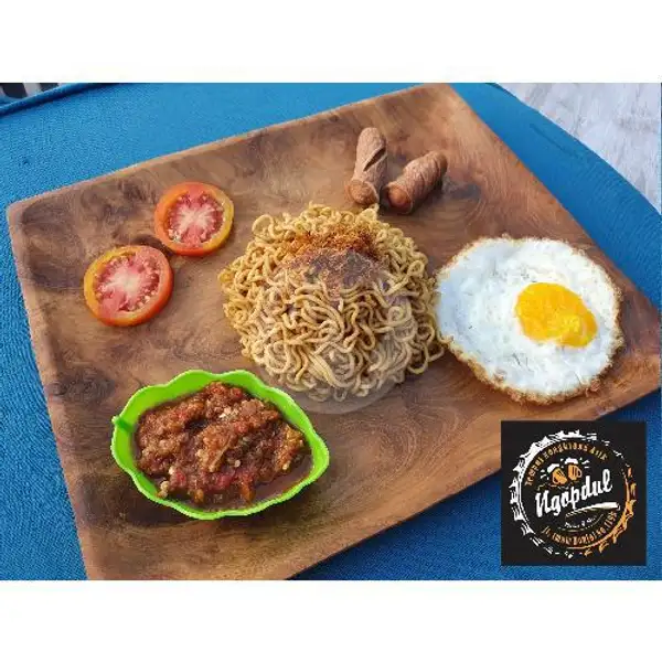 Indomie Goreng / Rebus Telur Sosis Pedez | Ayam Goreng Serundeng Cipo Nasi, Bihun, Mie Geprek Ngopdul Coffee, Imam Bonjol