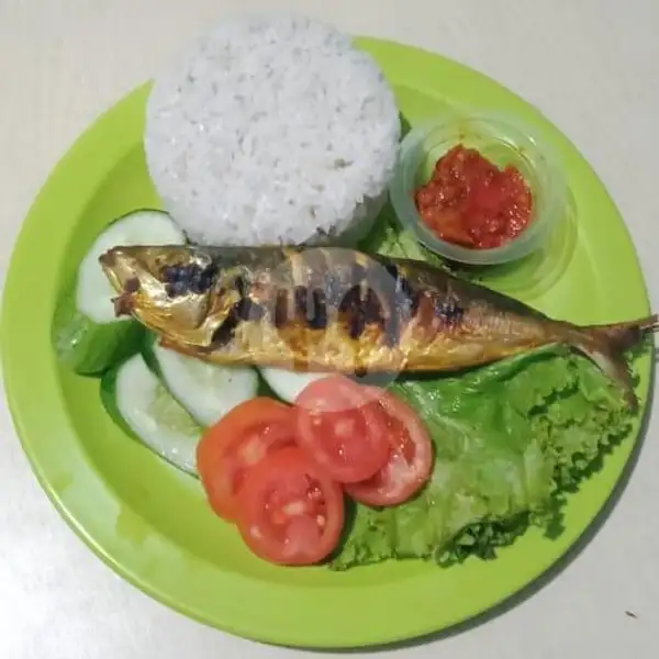 Ikan  Layang Bakar BBQ  +Rice | Gurame & Ayam Bakar Khalif, Ciputat Timur