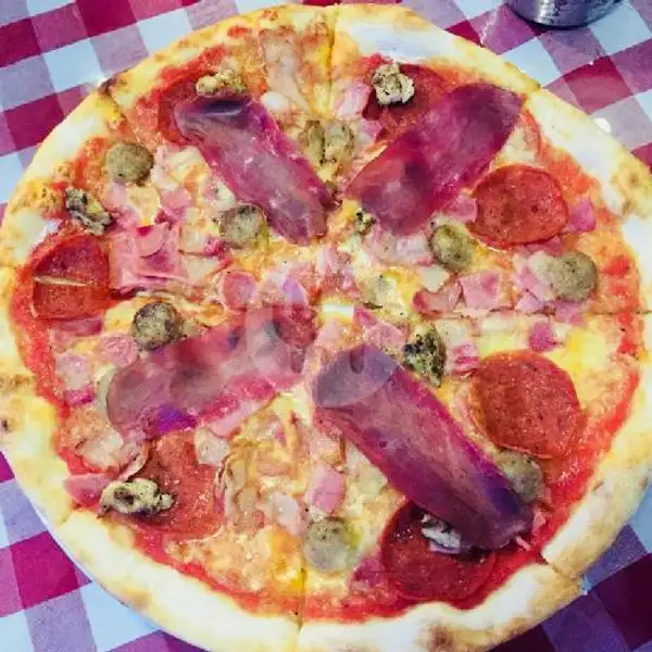 Meat Lovers Pizza | Piccola Italia, Kuta