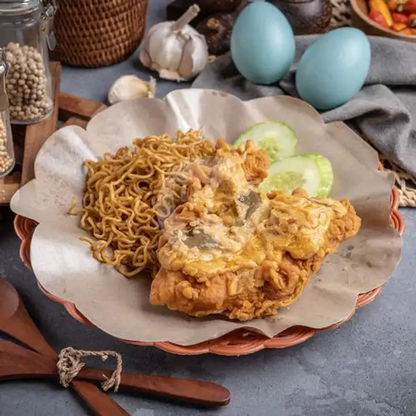 Paket Indomie Ayam Geprek Saus Telur Asin | Ayam Geprek Gold Chick, Muara Karang