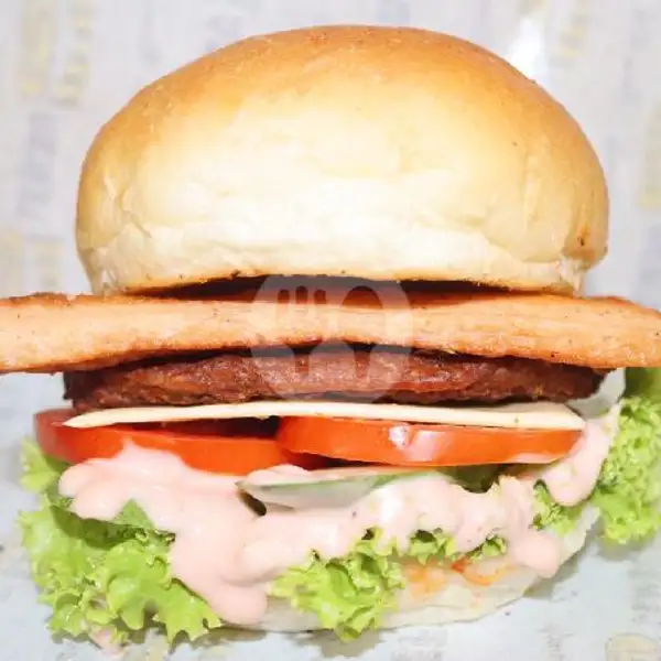 Burger Sapi + Keju + Sosis Lokal | May Burger Batam (Ramly Tiban), Bank Mandiri Tiban