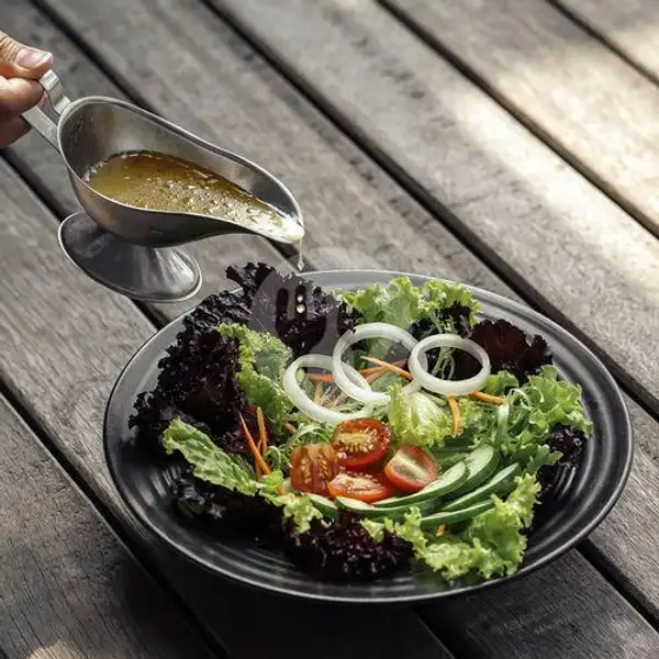 Garden Mix Salad | Herb And Spice Café & Resto, Pasirkaliki