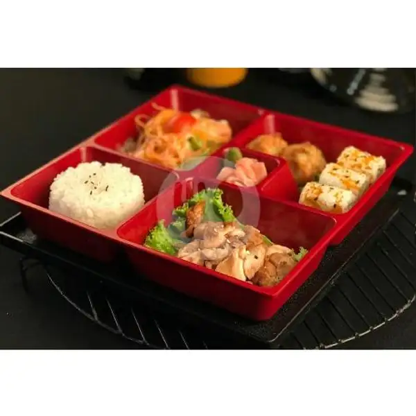CHICKEN TERIYAKI BENTO BOX | Fuji Japanese Cafe, Raya Tidar