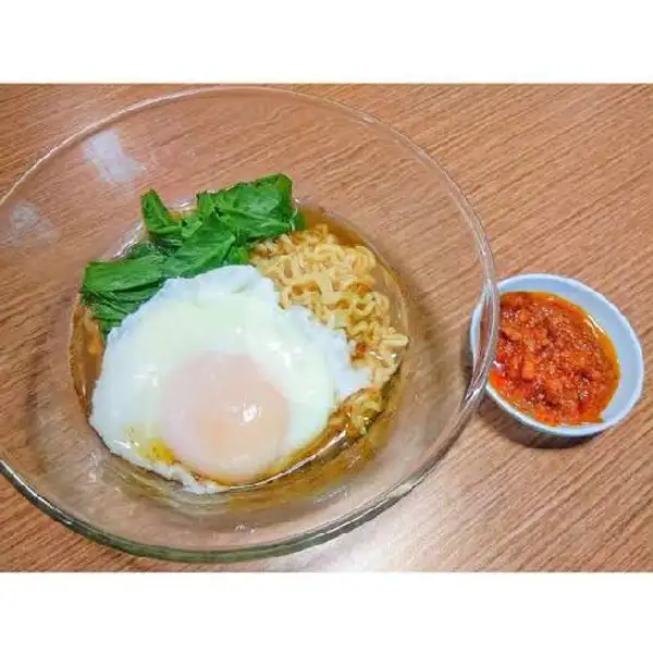 Indomie Soto Telur Ceplok Setengah Matang Bonus Es Teh | Nasi Goreng Nailah, Maccini Raya
