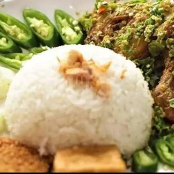 Nasi+Ayam Ramuak Lado Ijo+Teh Es/Nutrisari | Pecel Ayam & Ayam Geprek DZ, Gg Mela