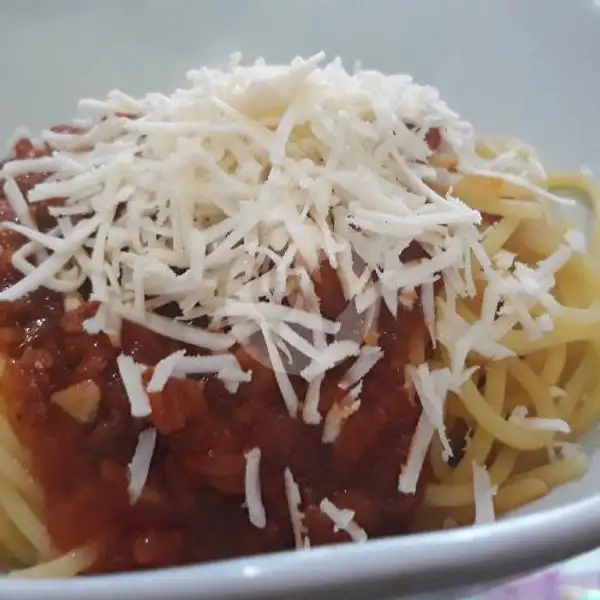 Spaghetti Bolognaise ( Chicken) | Daffa Kitchen, Marlboro