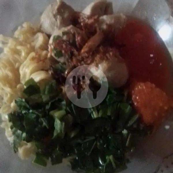 Indomie Goreng+Telor Bakso Dan Sayuran. | Warung Imel, Bojong Gede