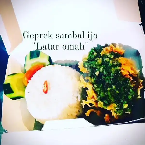 Nasi Geprek Sambal Ijo | Angkringan Latar Omah Bakol Banaran, Dr Sutomo