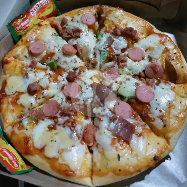 Premium: Meat Lover,S Size: 20 | Sari Pizza