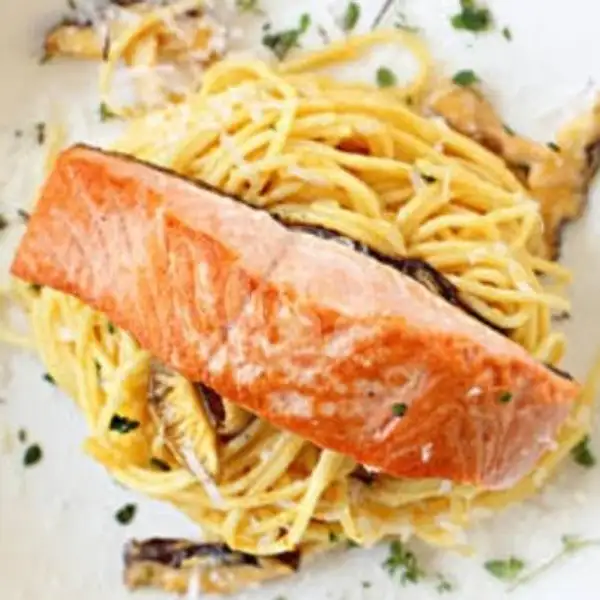 Grill Salmon 50gr + Creamy Spaghetti | Sop Iga Sop Buntut Teh Ita, Pembangunan III