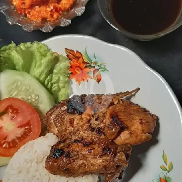 Ayam Bakar + Nasi | Alon Alon Kopi, Sukmajaya