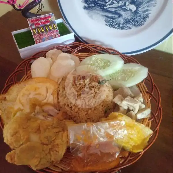 Nasi goreng spesial Lengkap + Es Jeruk | Ayam Geprek Dan Mie Tumis Nakama