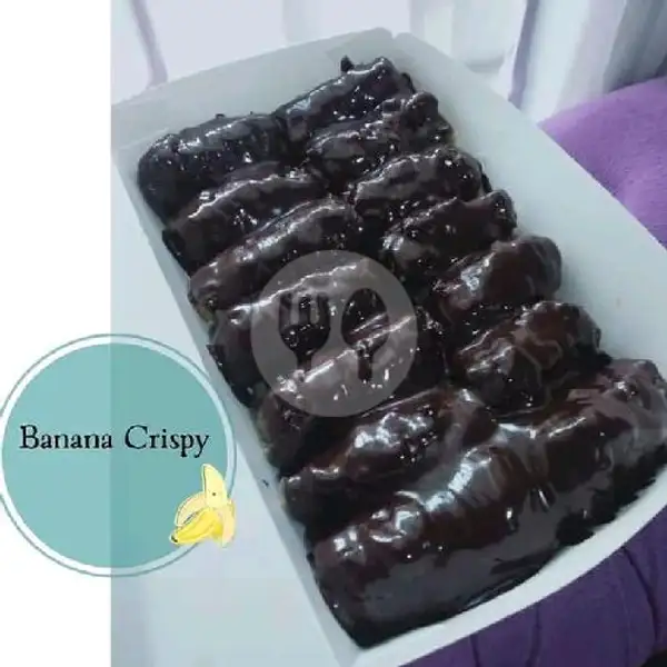 Banana Full Coklat Susu Isi 8 Pcs | Mozarella Conrdog / Salad Buah Segar