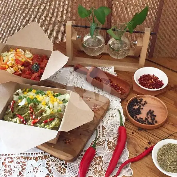 Pasangan Hot - Rica Rica + Cabe Ijo Vegan Rice Box Vegetarian | Herbox Vegan Vegetarian Plantbased, Greenvil