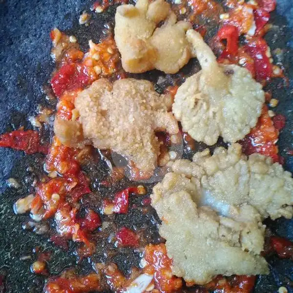 Jamur krispi pedas | Ayam Bakar & Pecel Sambal Djancook Cak Totok, Tukad Batanghari