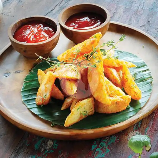 Potato Wedges | Crispy Duck (Bebek Garing Restaurant), Denpasar