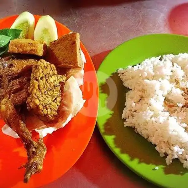 Ayam (Dada/paha) + Nasi | Warung Makan Om SuLe