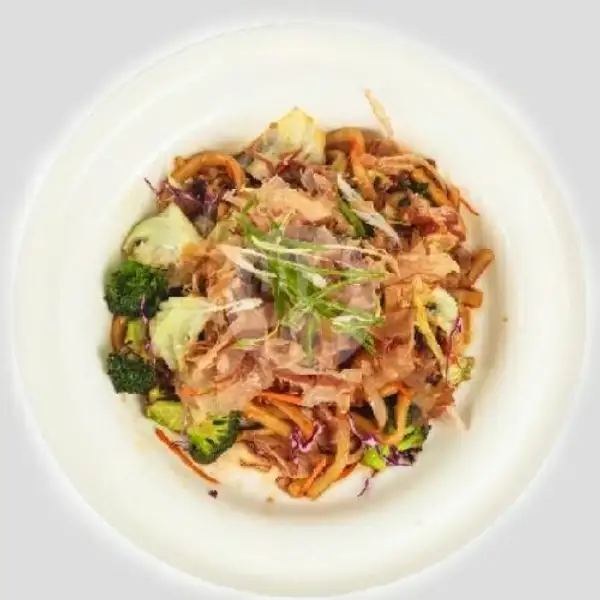 Stir Fry Udon Chicken | Brownfox Waffle & Coffee, Denpasar