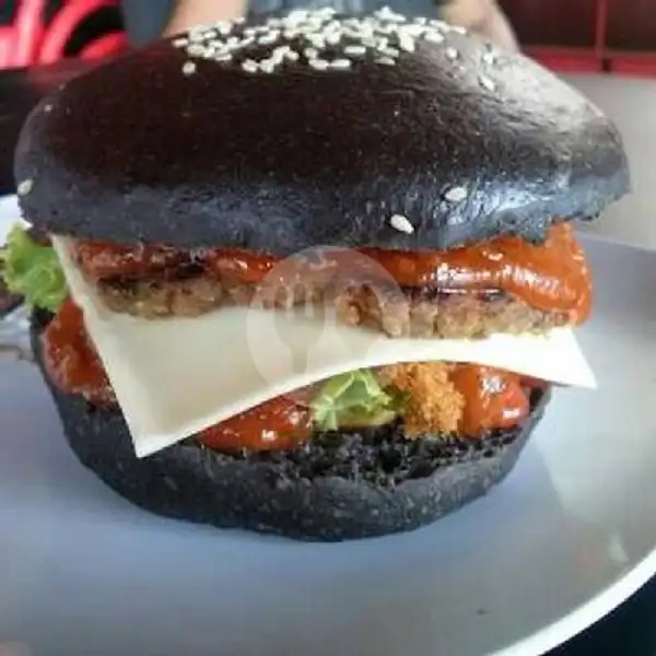 Burger Hitam Daging Sapi + Keju | Roti Bakar,pisang Bakar,burger Dan Hotdog