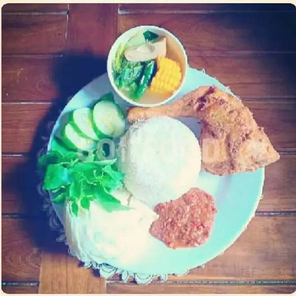 Pecel Ayam | Pecel Lelel & Seafood Sumatera, Kol H Burlian KM 9