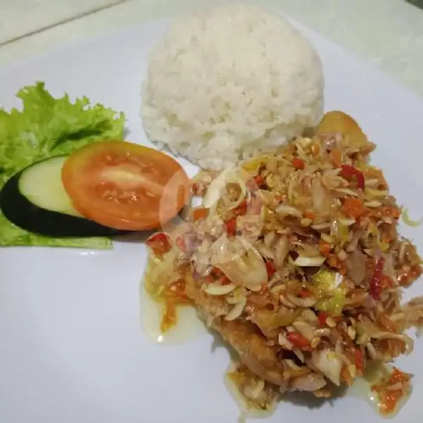 Geprek large Sambal Matah Dada / Paha Atas + Nasi + Es Teh | Cepot Fried Chicken & Geprek, Denpasar