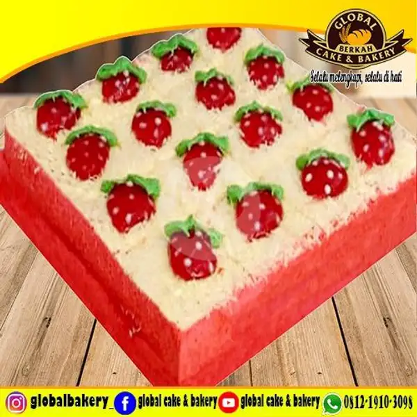 Lapis Strawberry | Global Cake & Bakery,  Jagakarsa