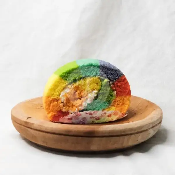 Rainbow Roll Sliced | Good Day Bakery, Mega Legenda