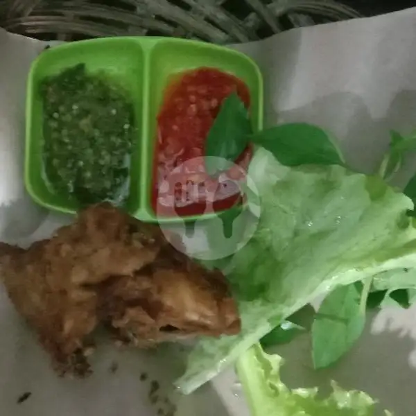 Ayam Penyet + Nasi + Teh Es + Lalapan | Sambal Petir, Kubang Raya