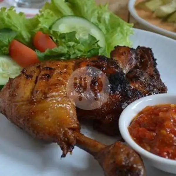 Ayam Goreng / Bakar Original + Sambal Goreng | Ayam geprek incess, Gading Serpong