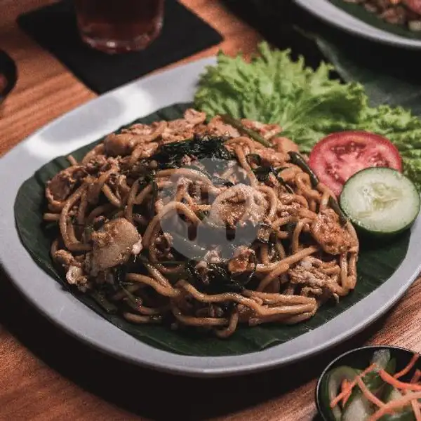 Mie Goreng Kangkung Belacan | Ashiang Kitchen, Serma Made Pil