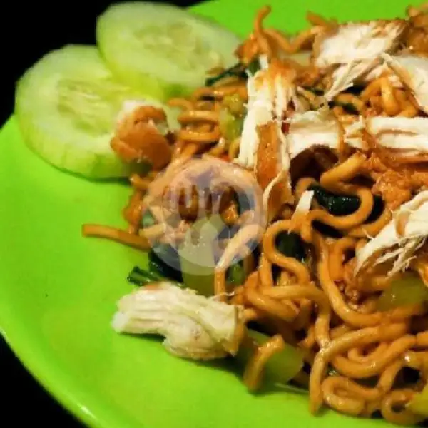 Mie Goreng Ayam Suwir+telur Ceplok/dadar | Nasi Goreng Rizky Banyuwangi, Bypass Ngurah Rai