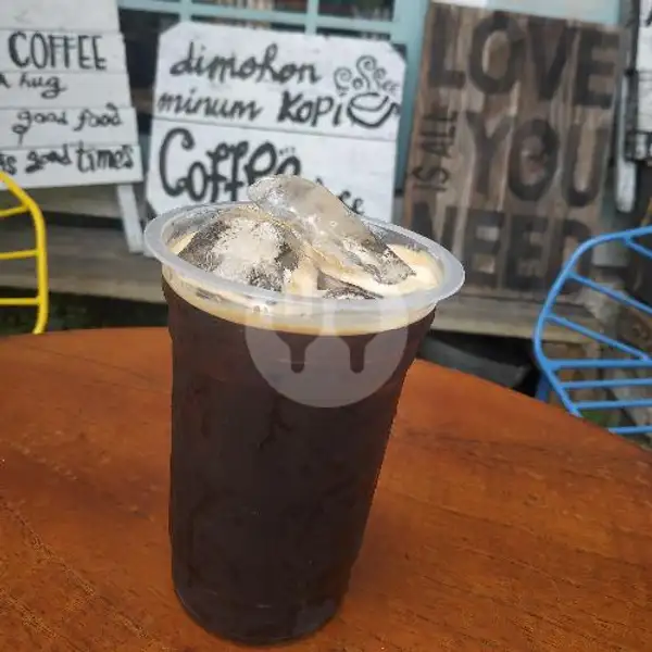 Ice Black Coffee | Warkop Modjok, Pondok Hijau