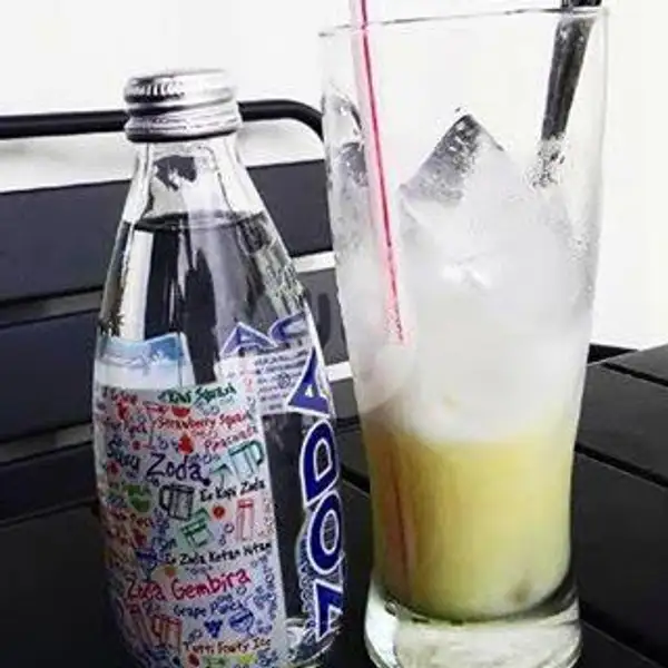 Es Soda Susu Gembira | Warkop Berkah Warmindo, Pondok Kacang