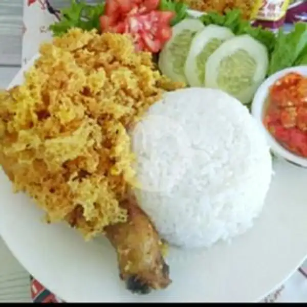 Paket Paha Bawah Kremes(Es Teh) | Ayam Geprek Nyinyir, Baiti Jannati