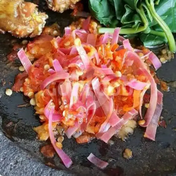 Ayam Sambal Geprek(halal Food) | Dapoer Deo, Hawila Residence